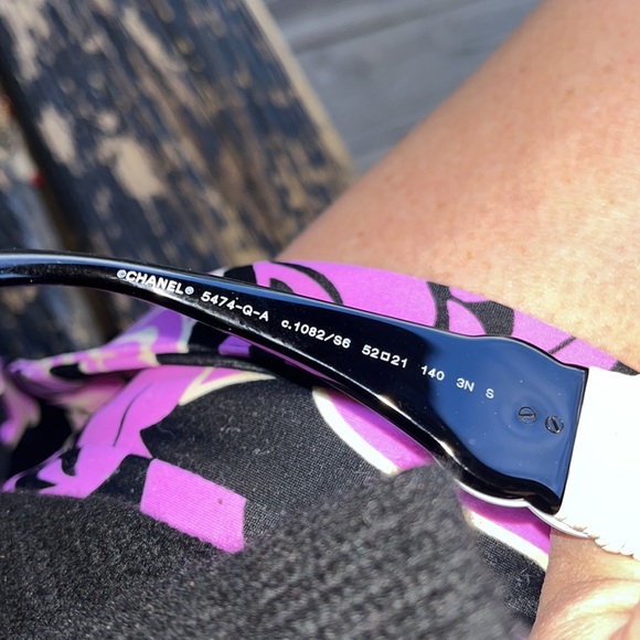 Chanel Sunglasses Oversized Butterfly Lambskin CC Logo - Picture 6 of 6